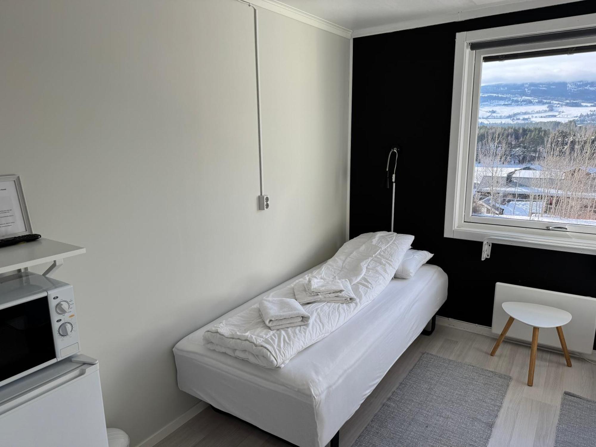 Vinstra Hostel Екстер'єр фото