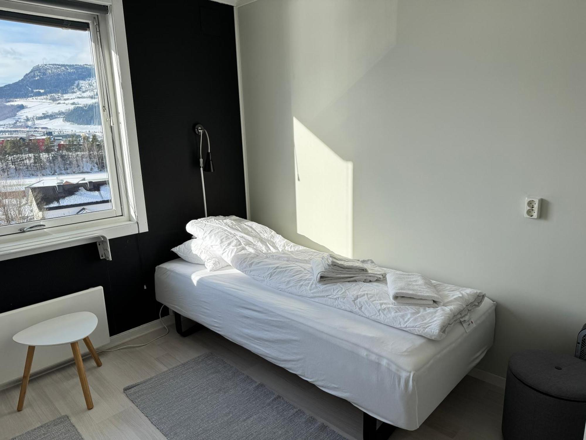 Vinstra Hostel Екстер'єр фото