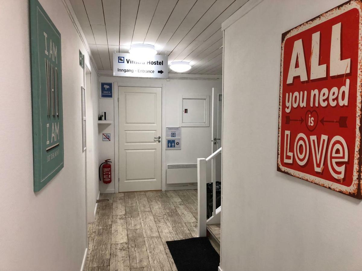 Vinstra Hostel Екстер'єр фото