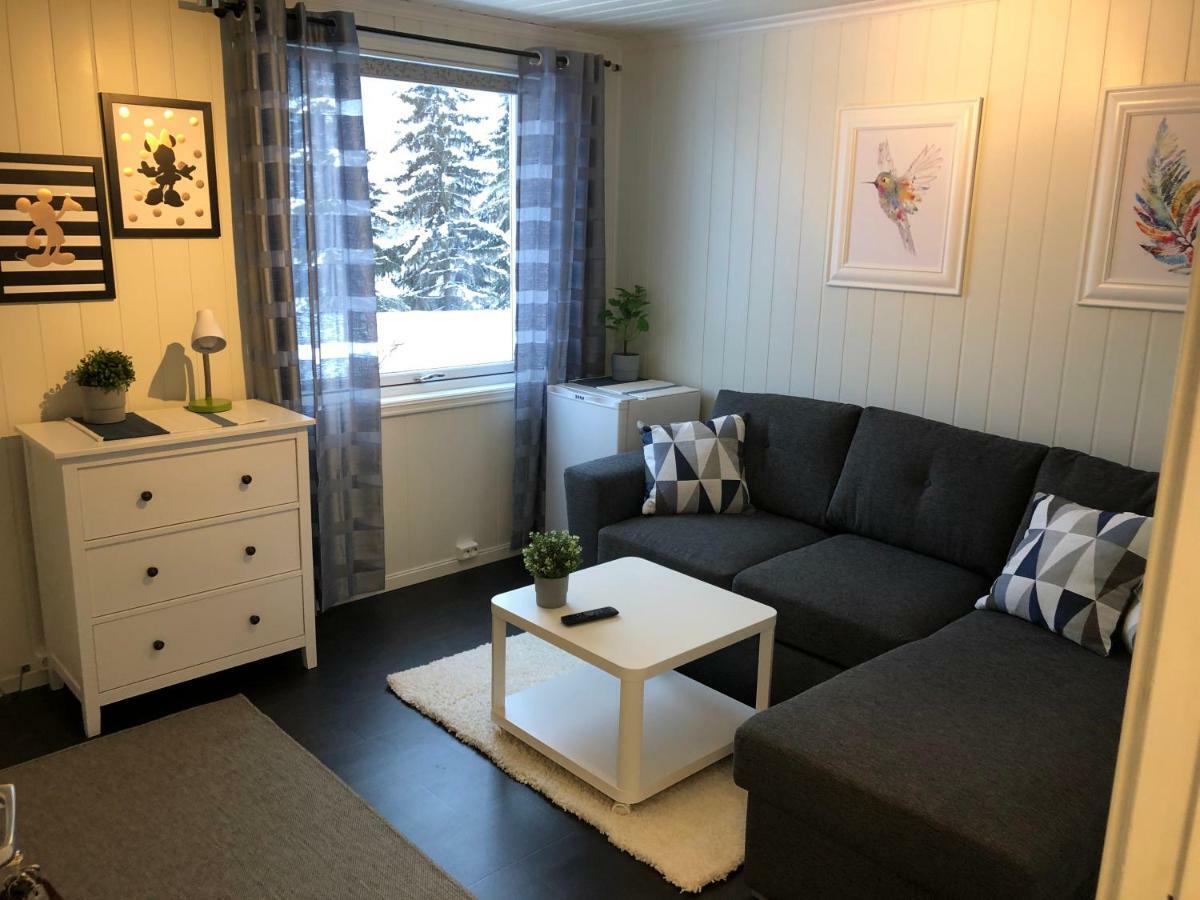 Vinstra Hostel Екстер'єр фото